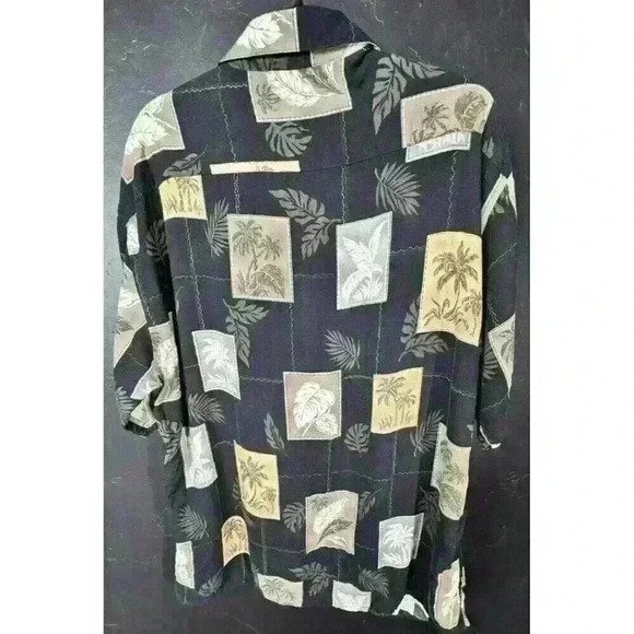 St Johns Bay Island Style 90s Hawaiian Shirt Size L BLK 100% Rayon Short Sleeves - Picture 5 of 6